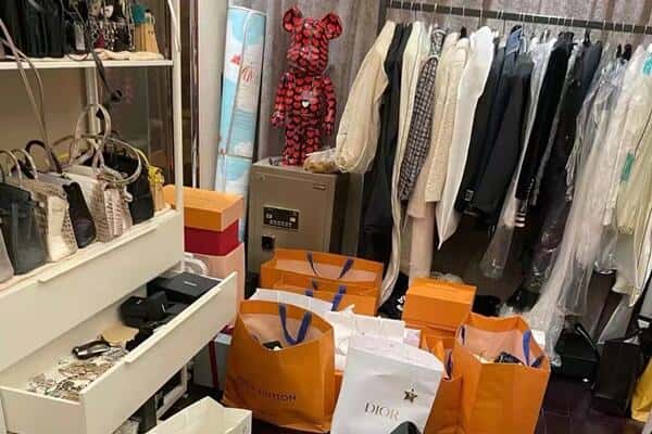 汕尾城区回收一线品牌衣服